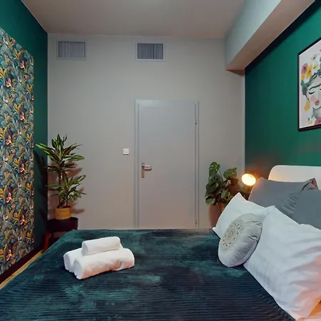 Szewska 72 - Tectum 4*