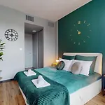 Szewska 72 - Tectum Aparthotel 4*