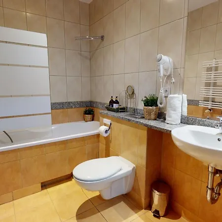 Apart Otel Szewska 72 - Tectum 4*