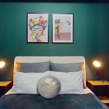 Szewska 72 - Tectum Apart Otel 4*